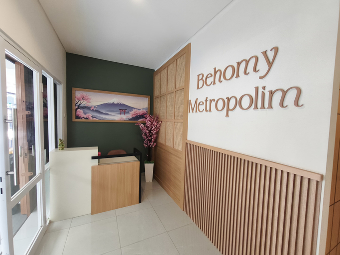 Behomy Metropolim 8/11