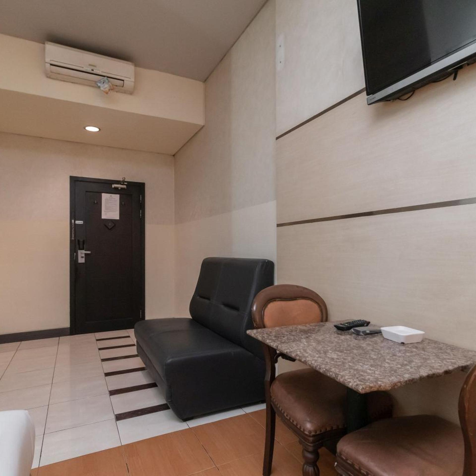 OYO 180 Hotel Mirah (Mirah Hotel) 47/55