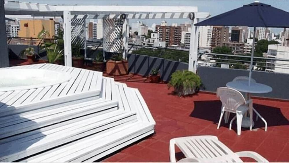 Apart Hotel Alvear 11/23