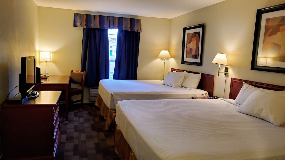 Travelodge By Wyndham Stony Plain 7/38