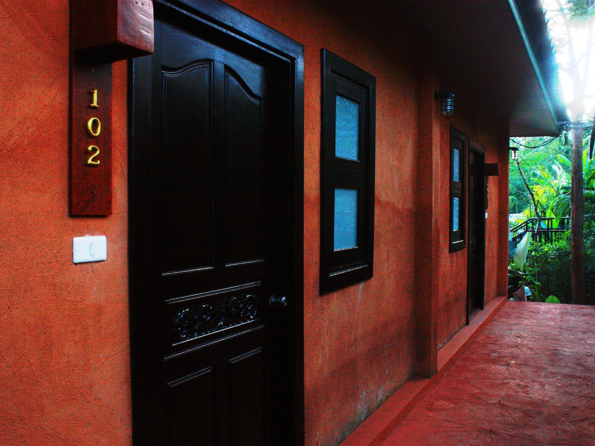 Thaton Hill Resort 3/32