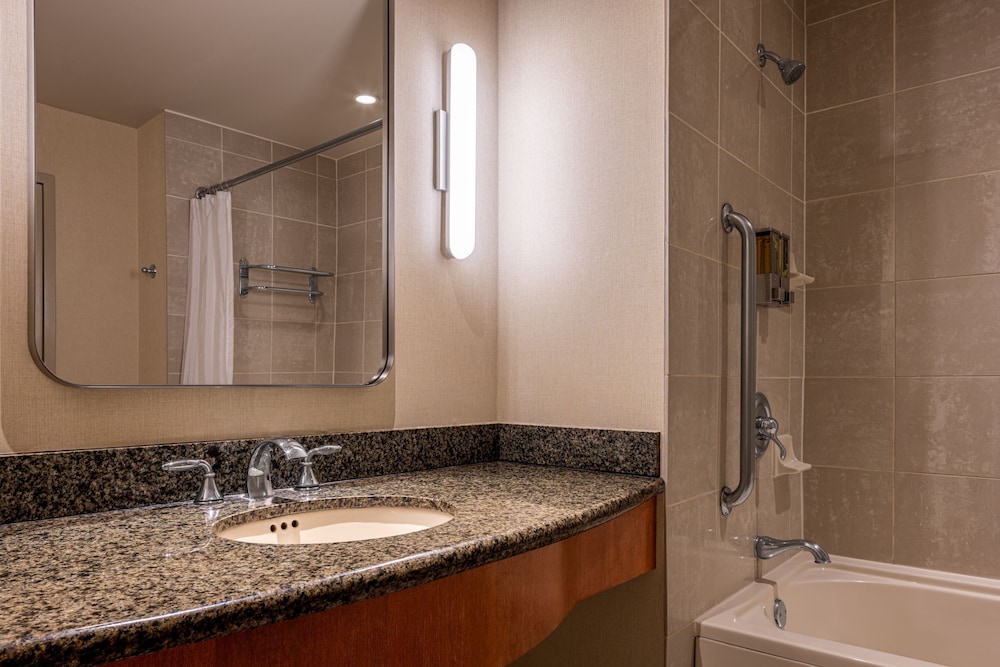 غرفة فاخرة بسرير كينج، Harrah's Joliet - A Caesars Rewards Destination 4/6