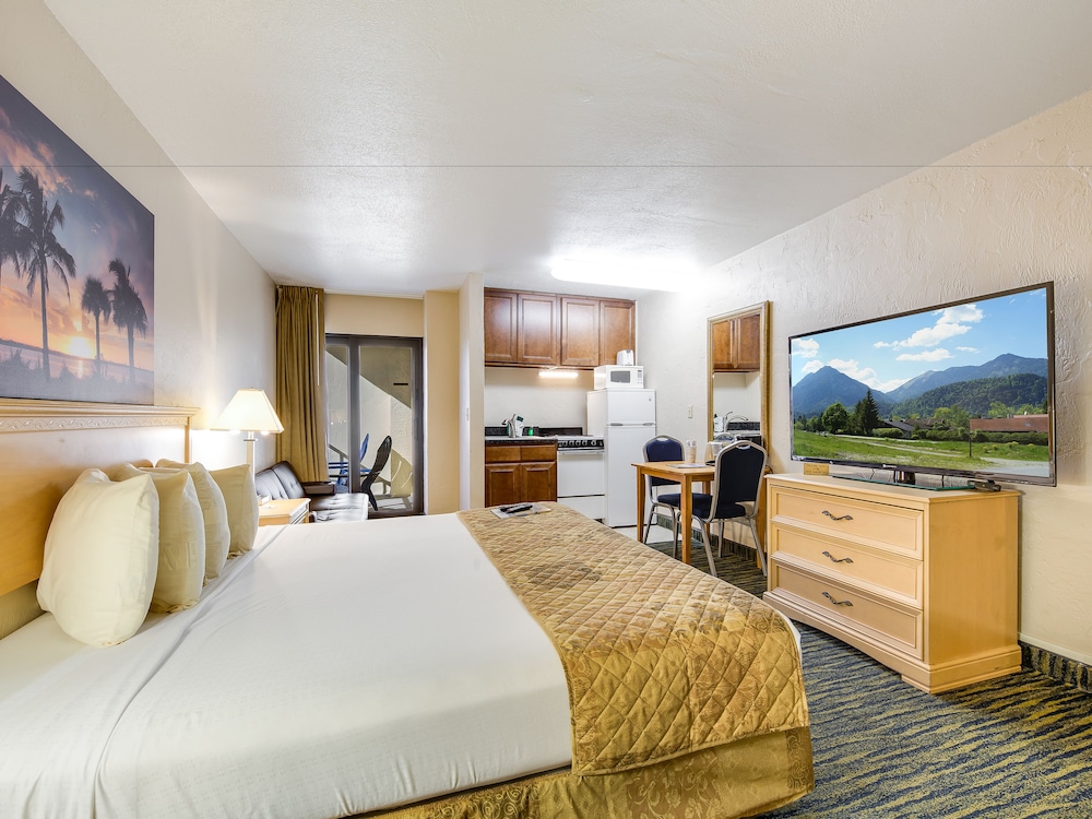 2 BEDROOMS, FAMILY SUITE, RIVER VIEW