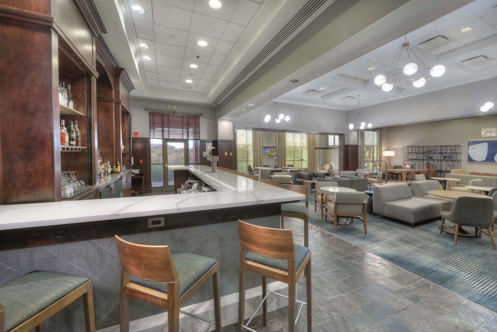 Sheraton Baltimore Washington Airport Hotel - BWI 44/56