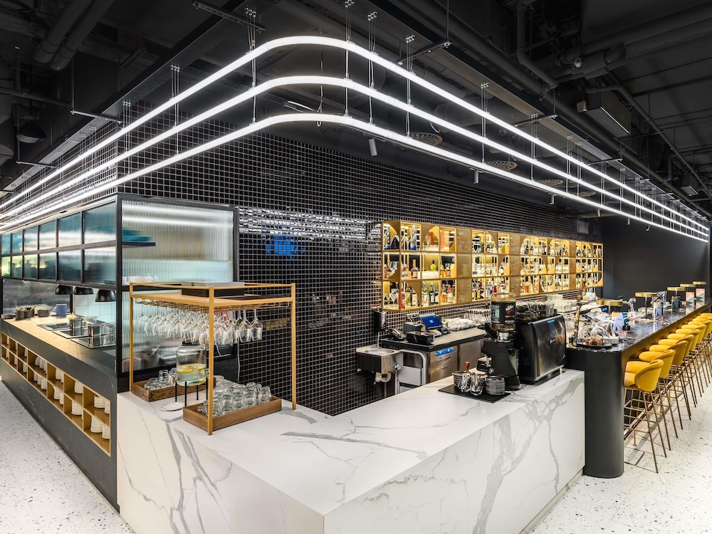 TRIBE ブダペスト スタジアム 写真1