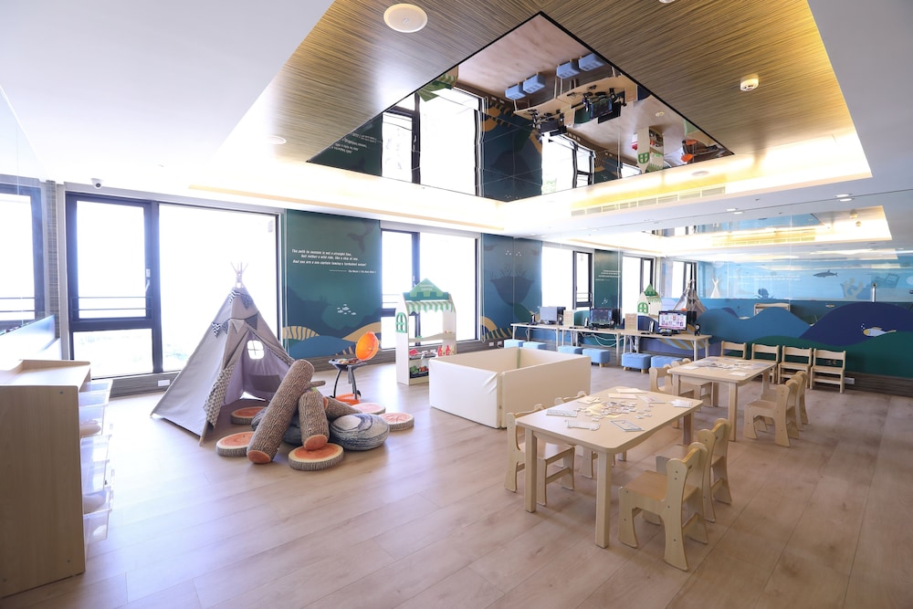 Lakeshore Hotel Hualien 63/71