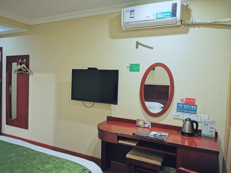 GreenTree Inn ShangHai Car Piers Studio BeiSong Road Express Hotel 40/50