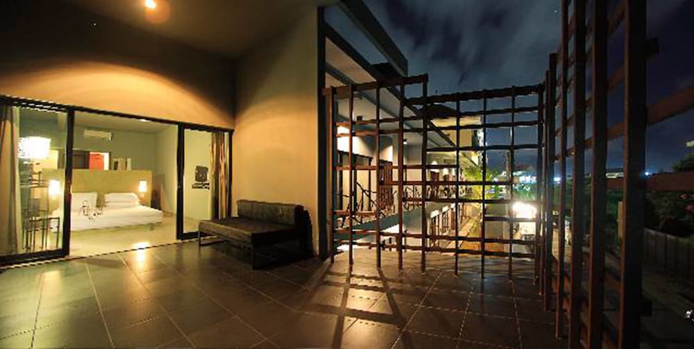 Grey Boutique Inn 18/26