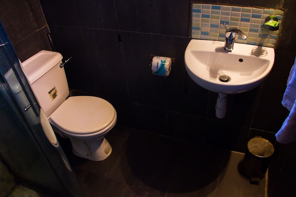 Precinct Comfort Services Ikoyi 23/25