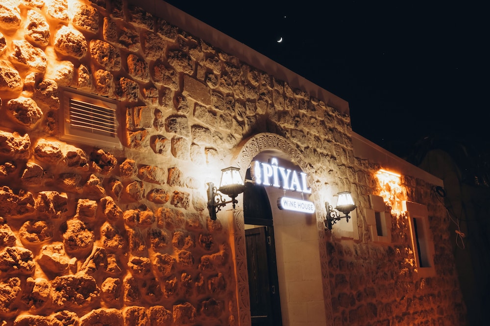 Kasri Kikan Hotel 19/24