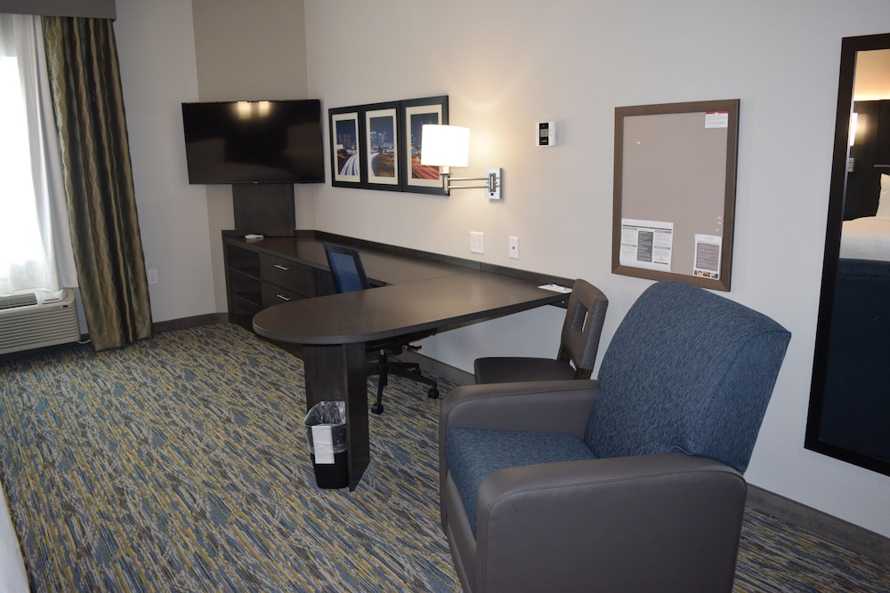 Candlewood Suites Nashville North 36/48