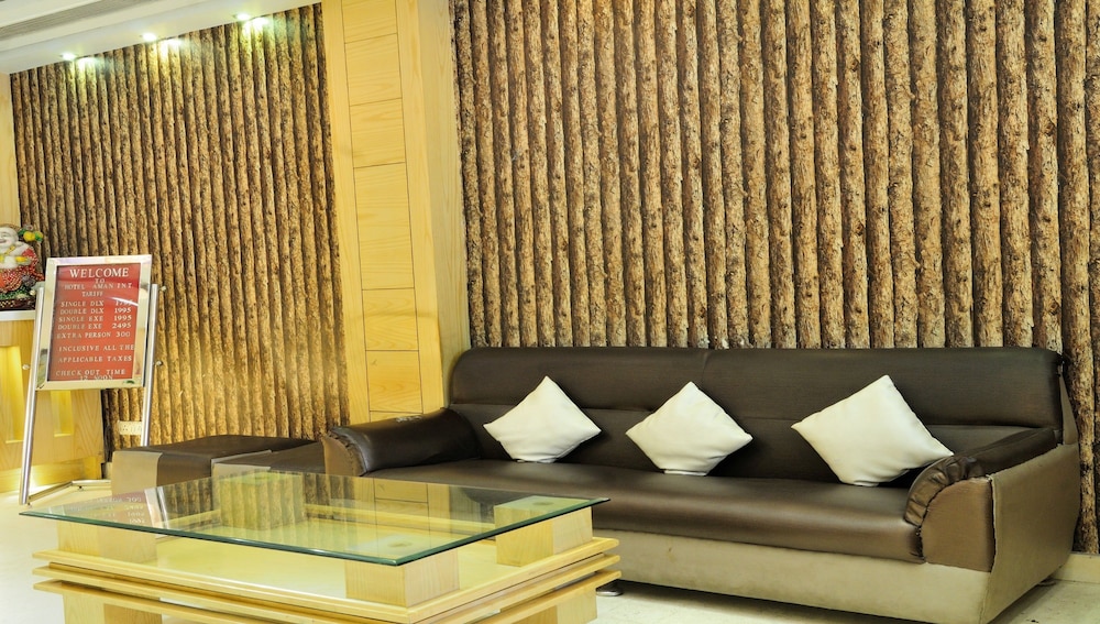 Hotel Aman International 44/67
