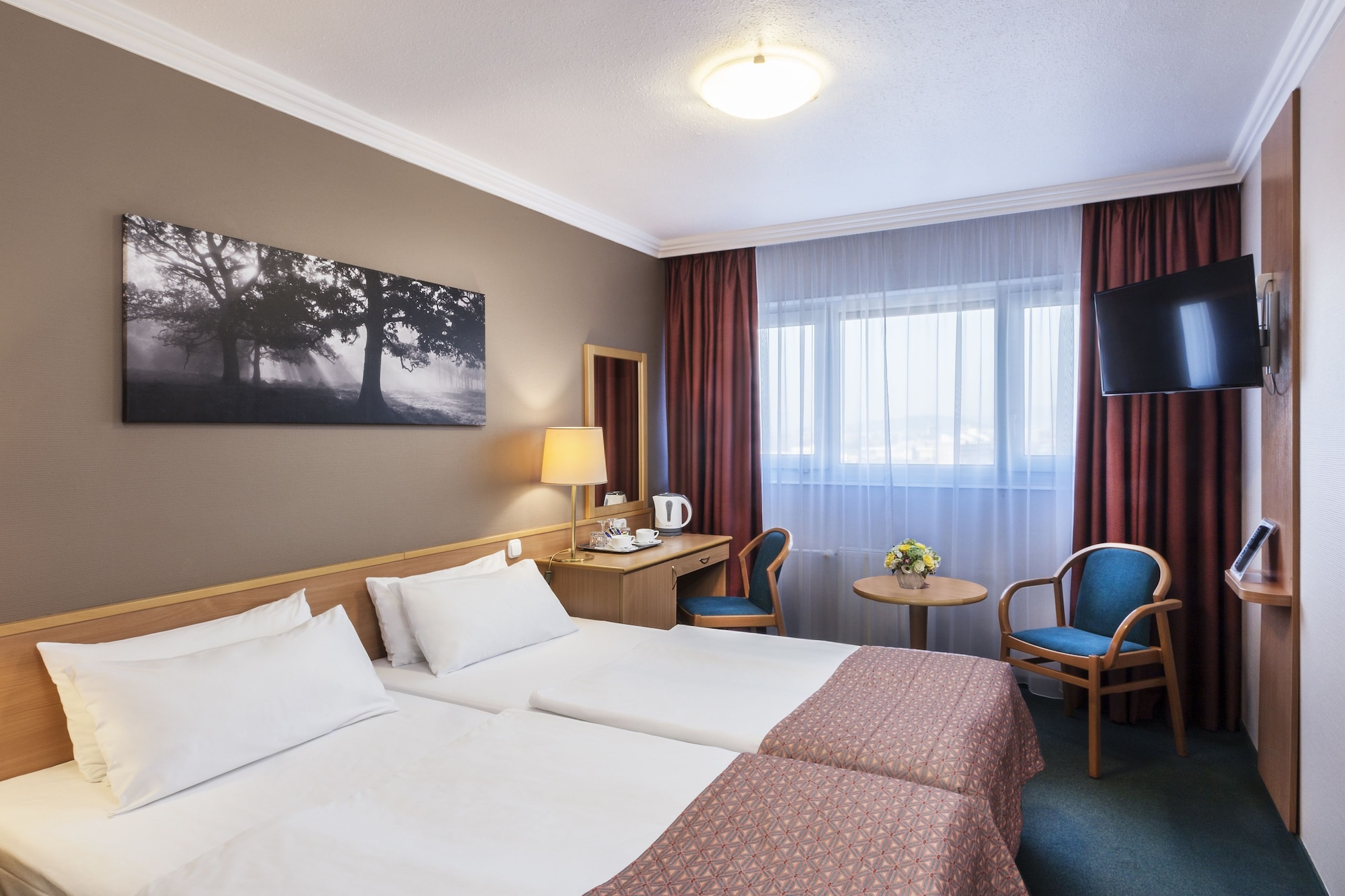 SUPERIOR, TWIN BEDS