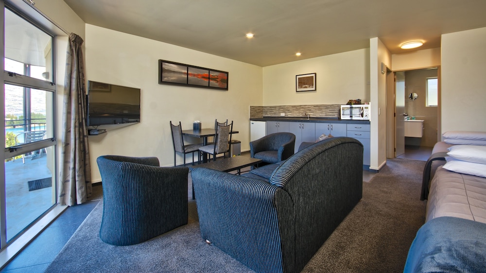 Alexis Motels And Apartments 43/69