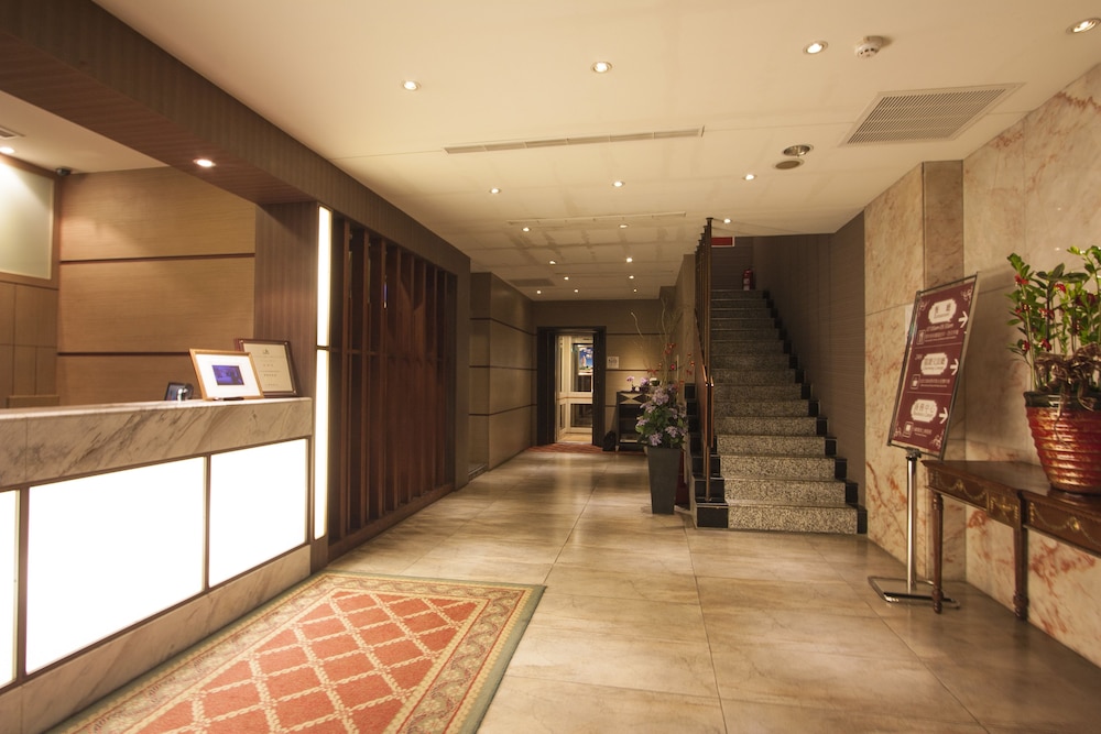 Erin Hotel 5/38