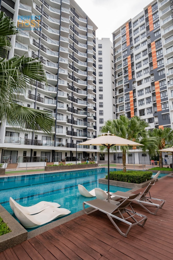 TIMUR BAY BEACHFRONT BY PERFECT HOST 4/50