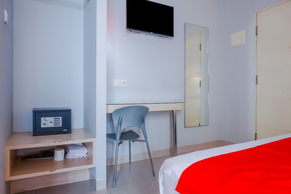 Collection O Hotel Antara 12/23