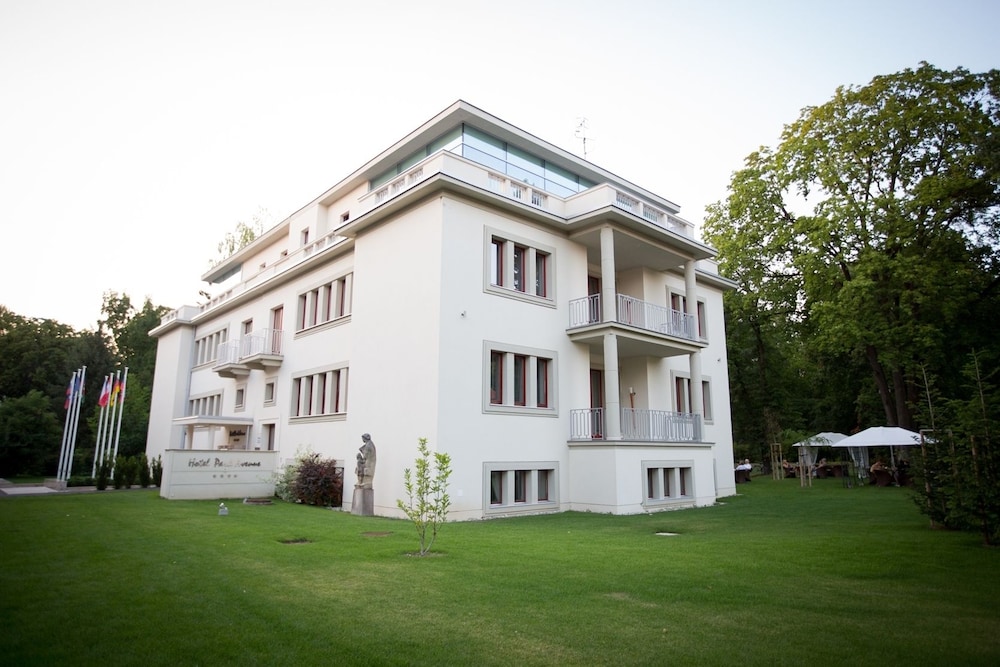 Park Avenue Piestany 1/68