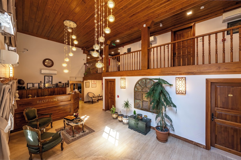 Armistis Hotel 10/50