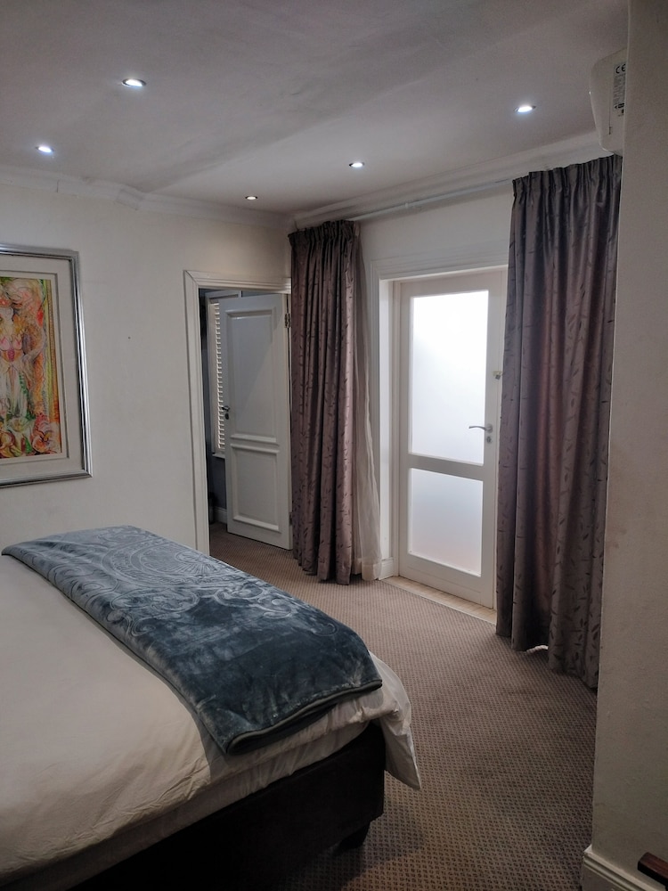 131 on Herbert Baker Boutique Hotel 20/50