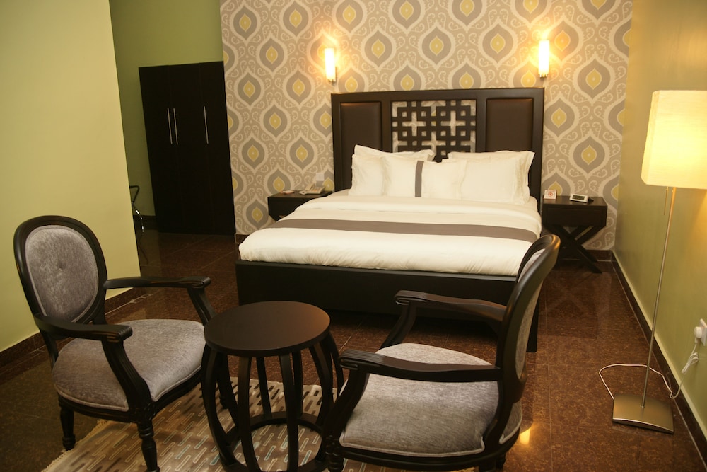 Ellis Suites Limited photo4