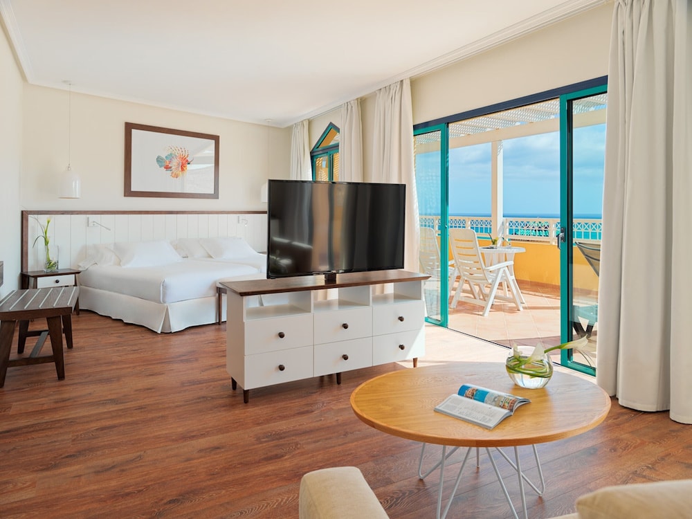 H10 Playa Esmeralda - Adults Only 41/73