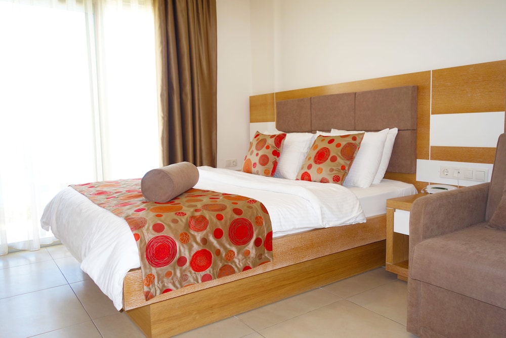 Zest Exclusive Hotel 15/50