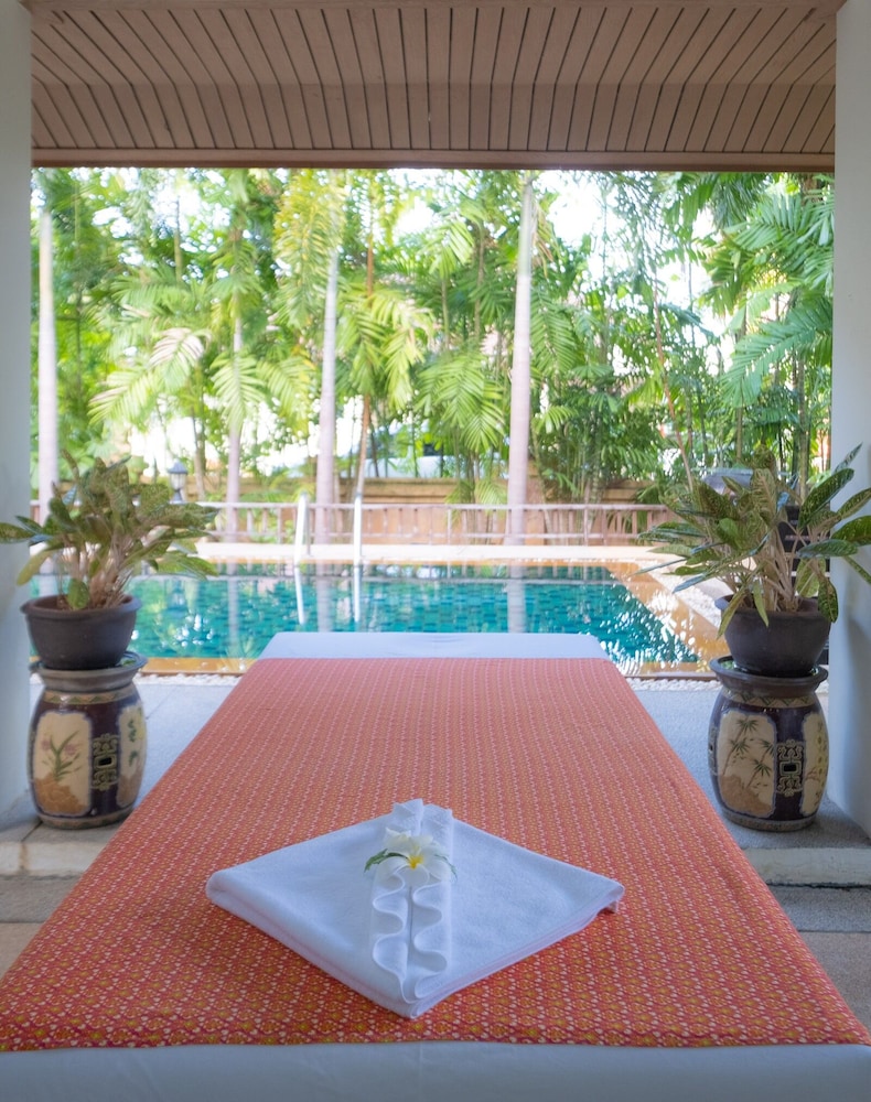 Blue Beach Grand Resort and Spa 33/48