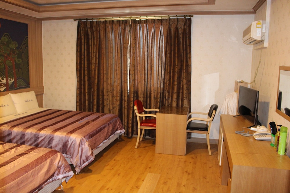 HOTEL PARKWOOD INCHEON AIRPORT 43/70