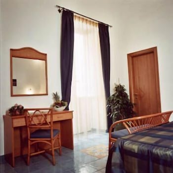 HOTEL FLORIDIANA 6/63