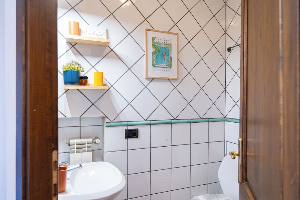 Rental In Rome Rosselli Palace Apartment 5 49/49