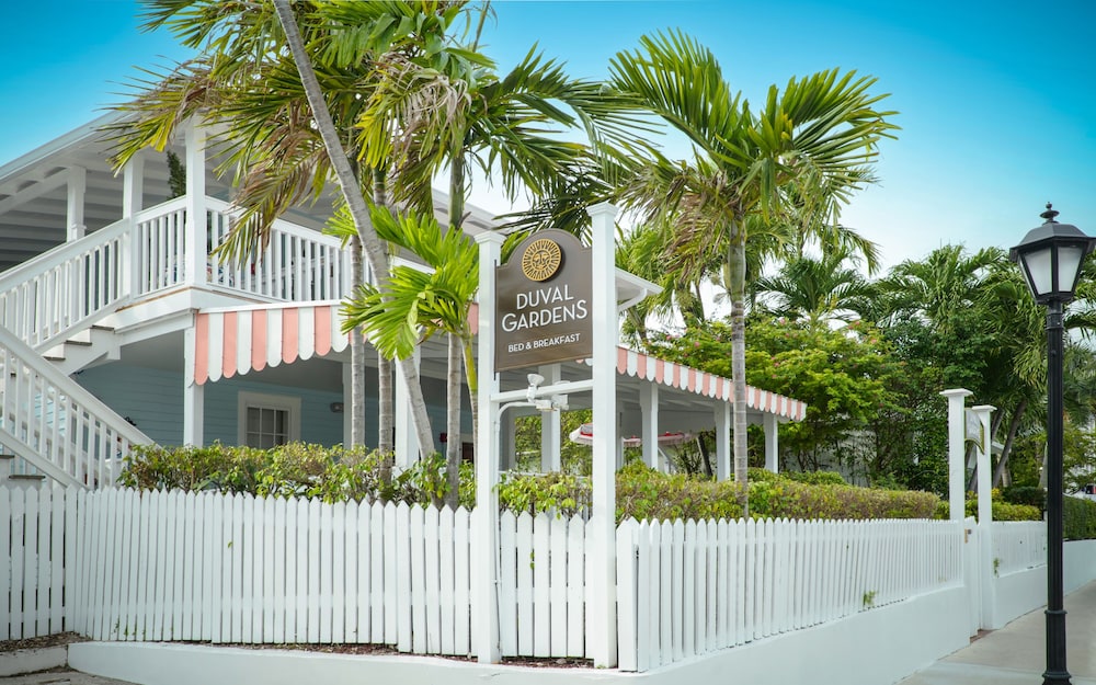 Avalon Bed & Breakfast 48/55