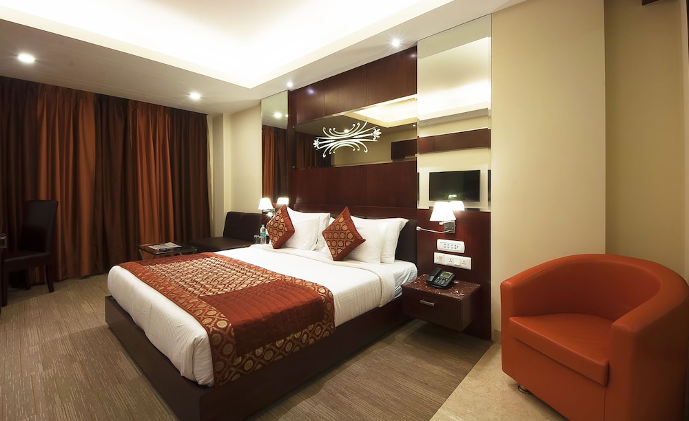 Hotel Golden Grand 15/51