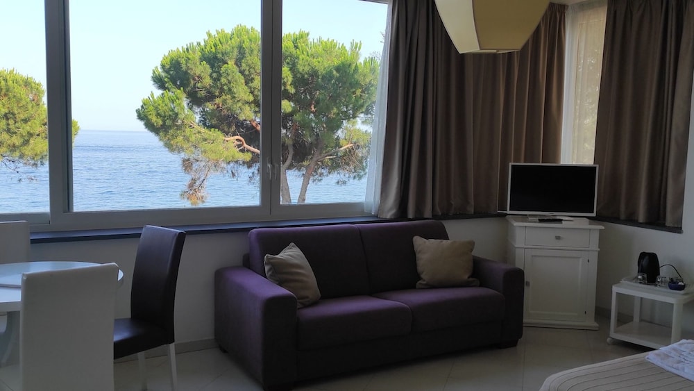Villa Oasis Residence 48/70