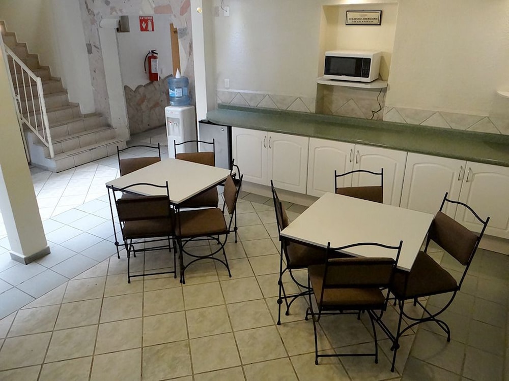 Pequeno Gran Hotel 26/31