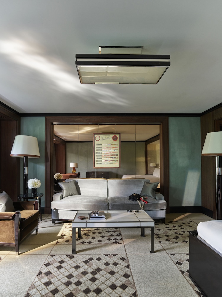 45 Park Lane Dorchester Collection 4/47