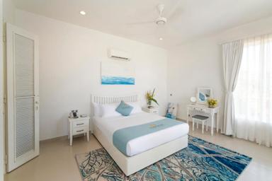 Pool, Sanctuary, Villa