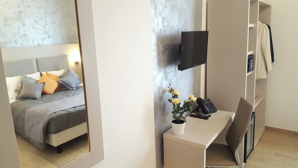 Hotel Luxor Florence 38/76