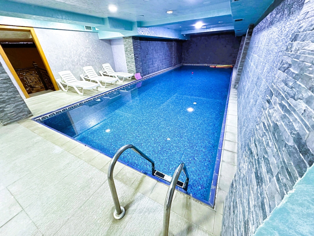 GM City Hotel 32/50