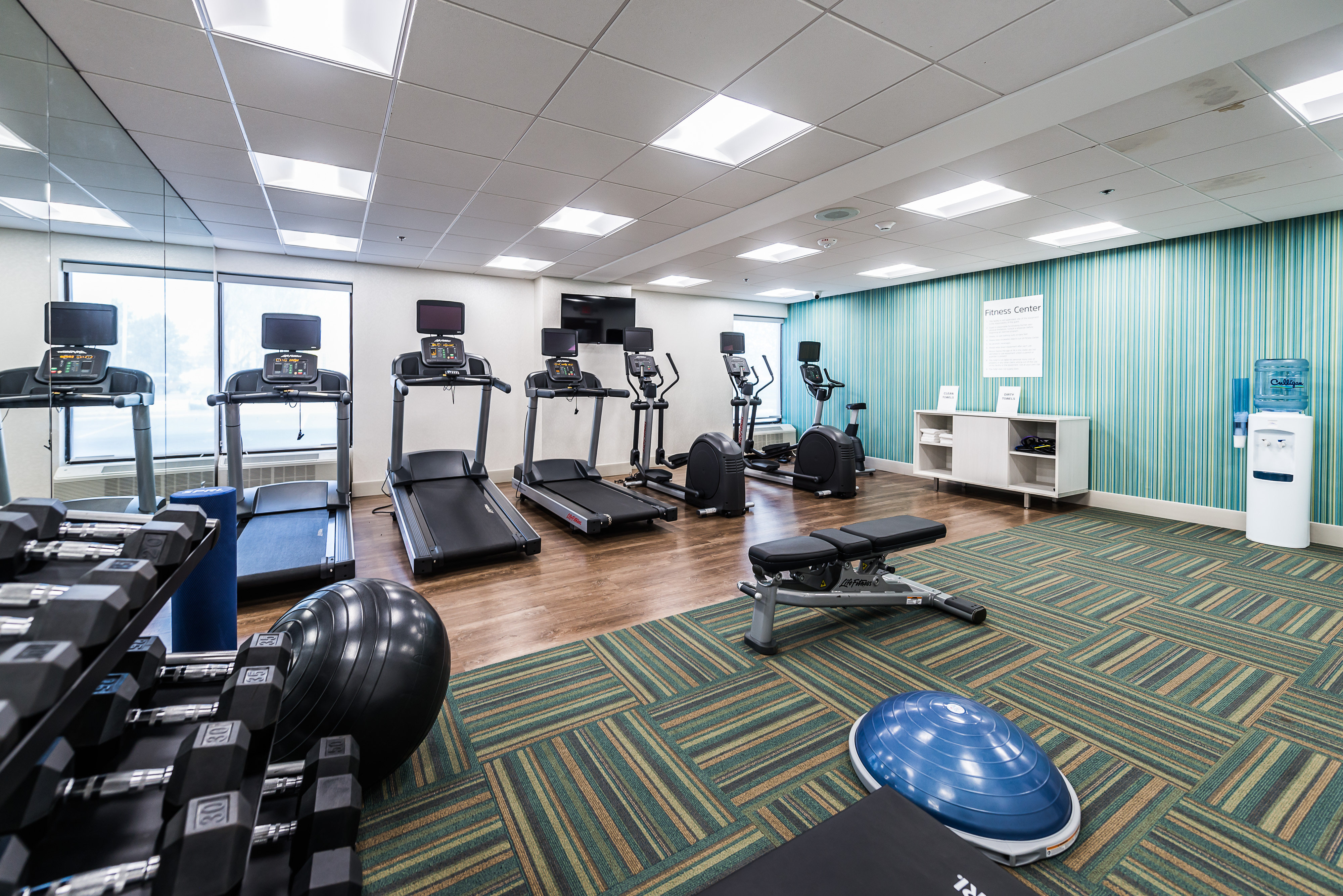 Holiday Inn Express Flint-Campus Area 41/65