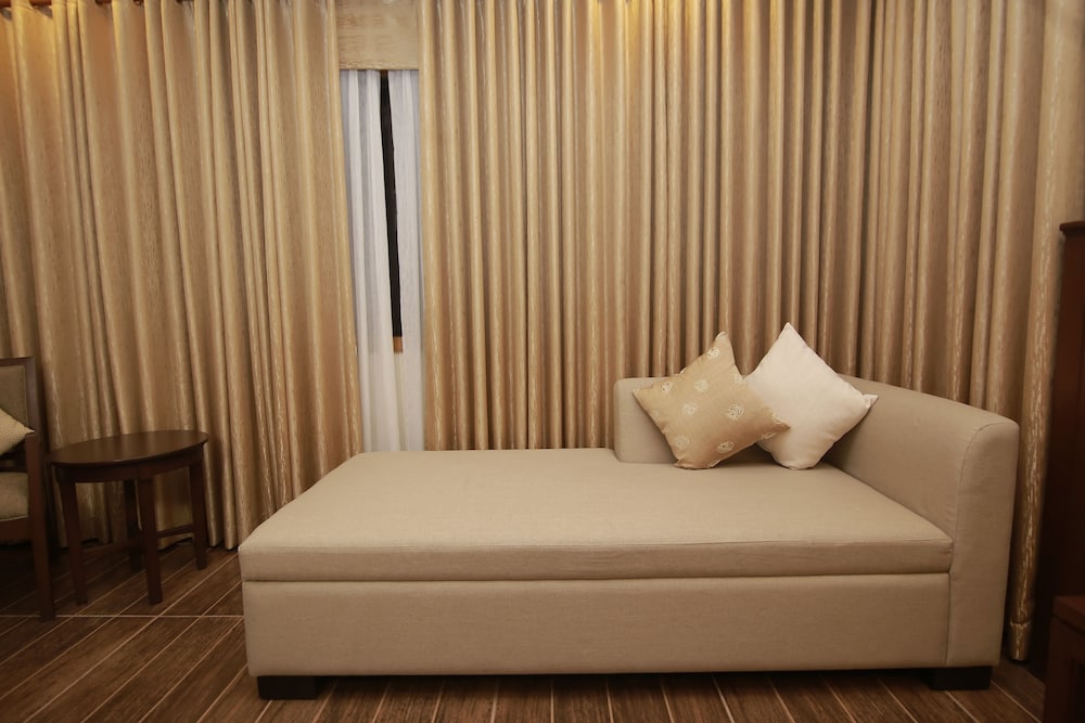 The Suites at Mount Malarayat 15/60