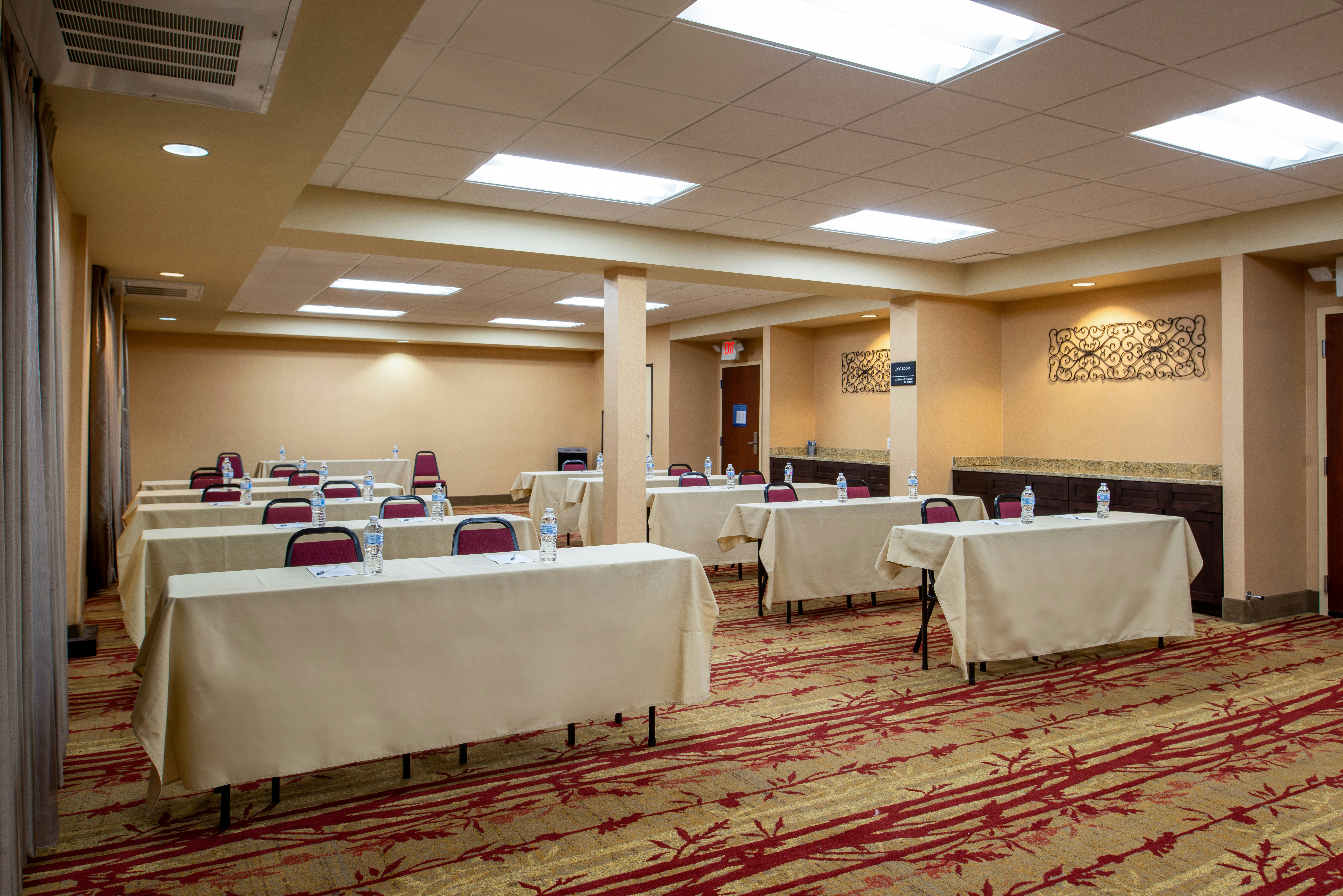 Hampton Inn Albuquerque University Midtown 16/55
