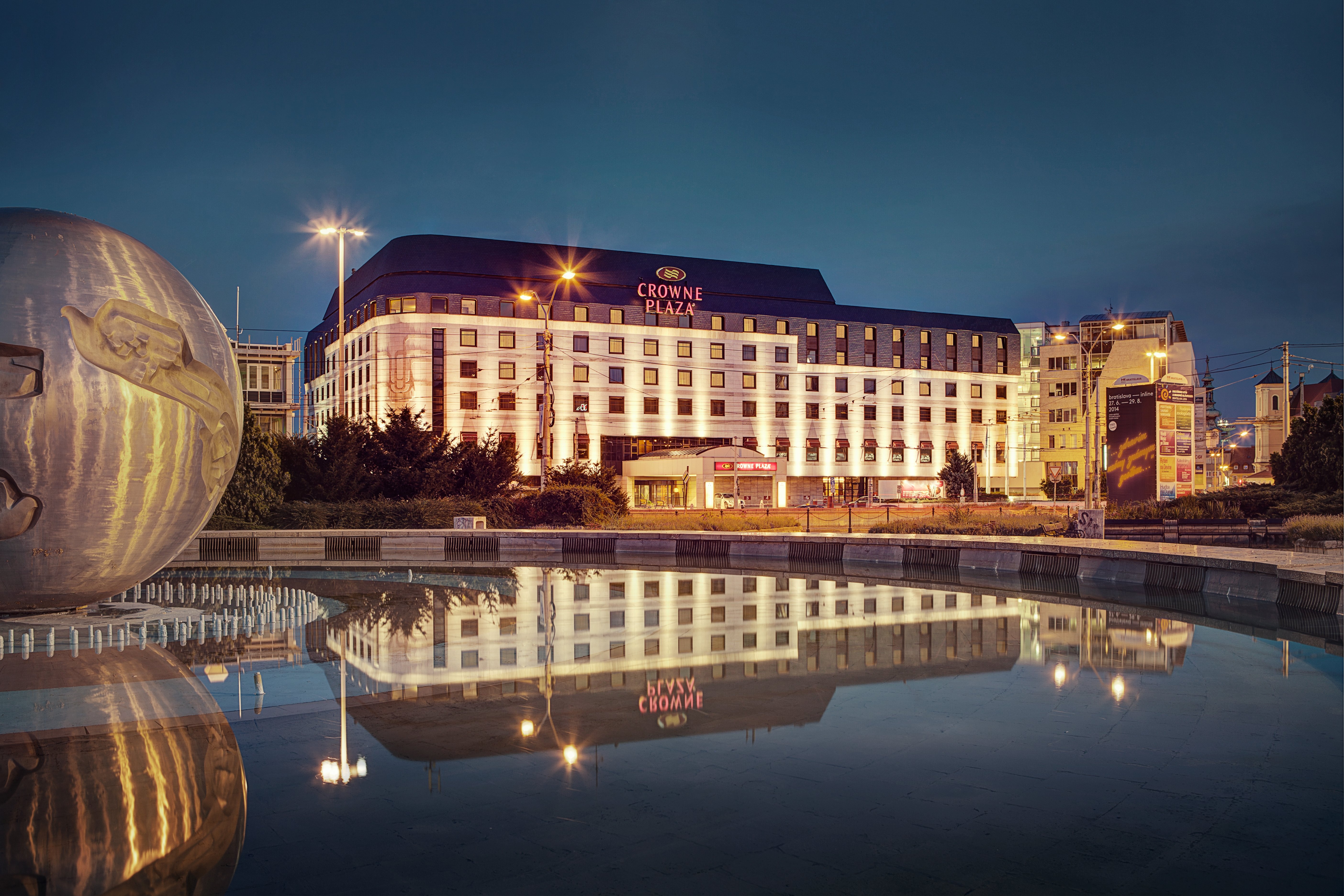 CROWNE PLAZA BRATISLAVA 2/74