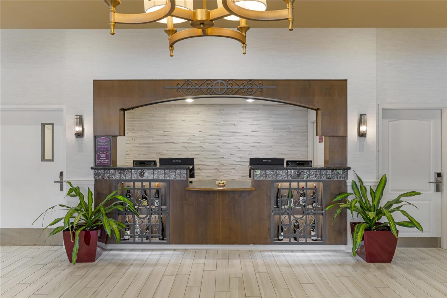Best Western Plus Vineyard Inn & Suites 3/51