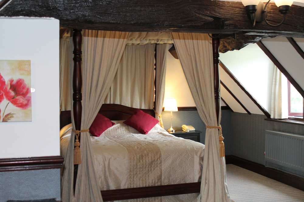 Oak Farm Hotel 21/40