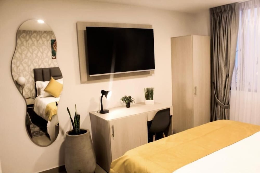 Bliss Hotel Boutique Bogota 14/28
