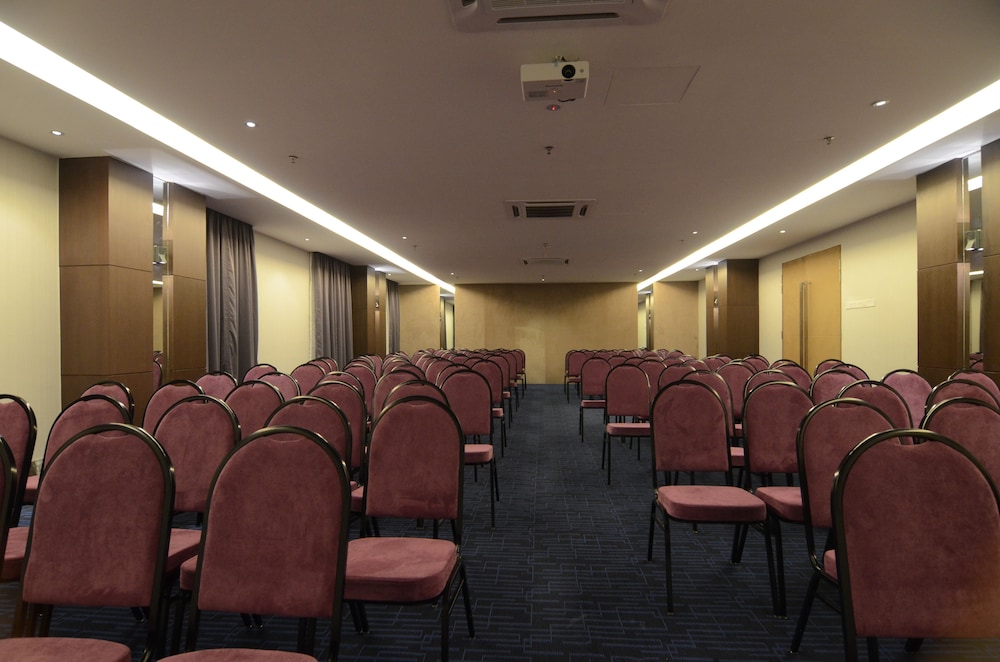The Leverage Business Hotel Skudai 40/46