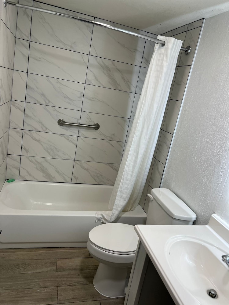 Travelodge by Wyndham Gallipolis 25/33