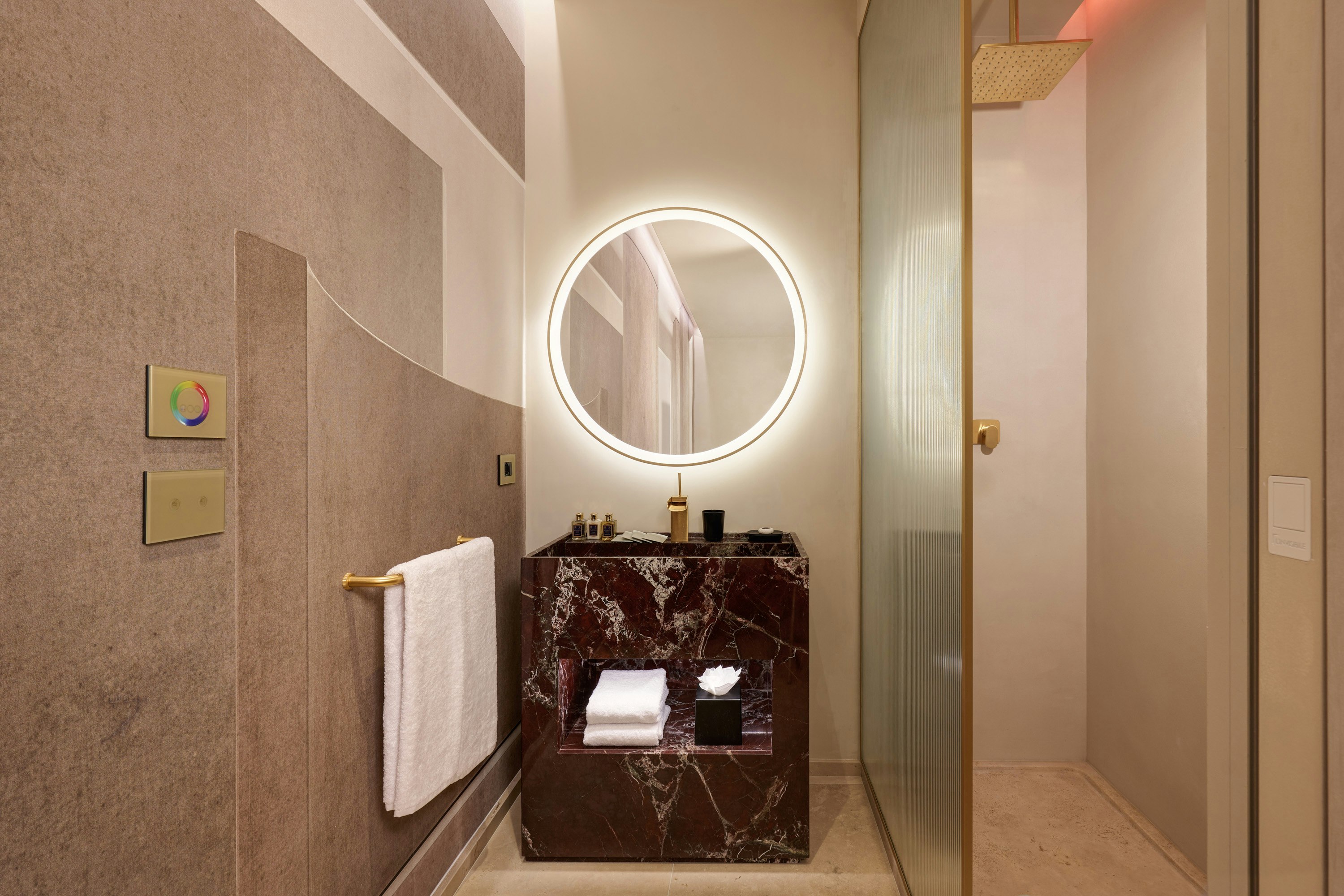 Borghese Contemporary hotel 26/26