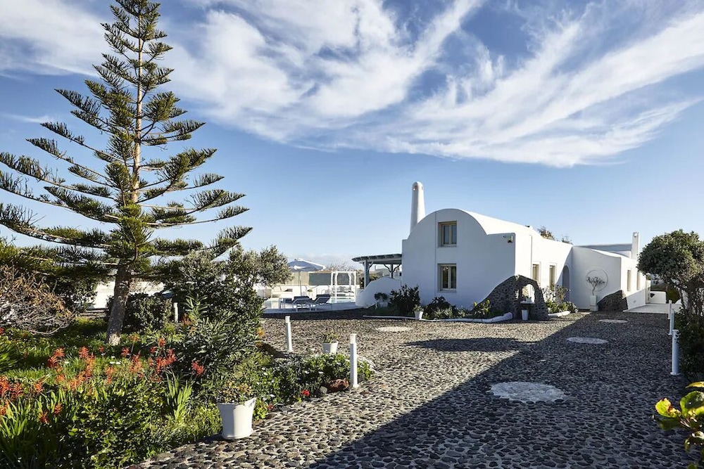 La Maison Luxurious Living 24/32